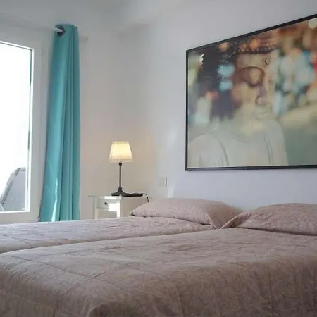 Playa Honda Sleeps 4 Pool Wifi Villa