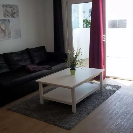 Playa Honda Sleeps 4 Pool Wifi * Playa Honda (Lanzarote)
