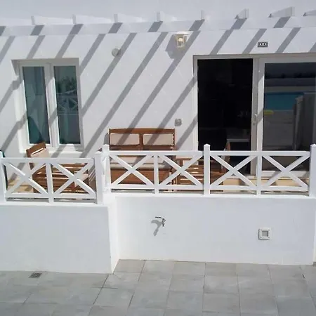 Playa Honda Sleeps 4 Pool Wifi *